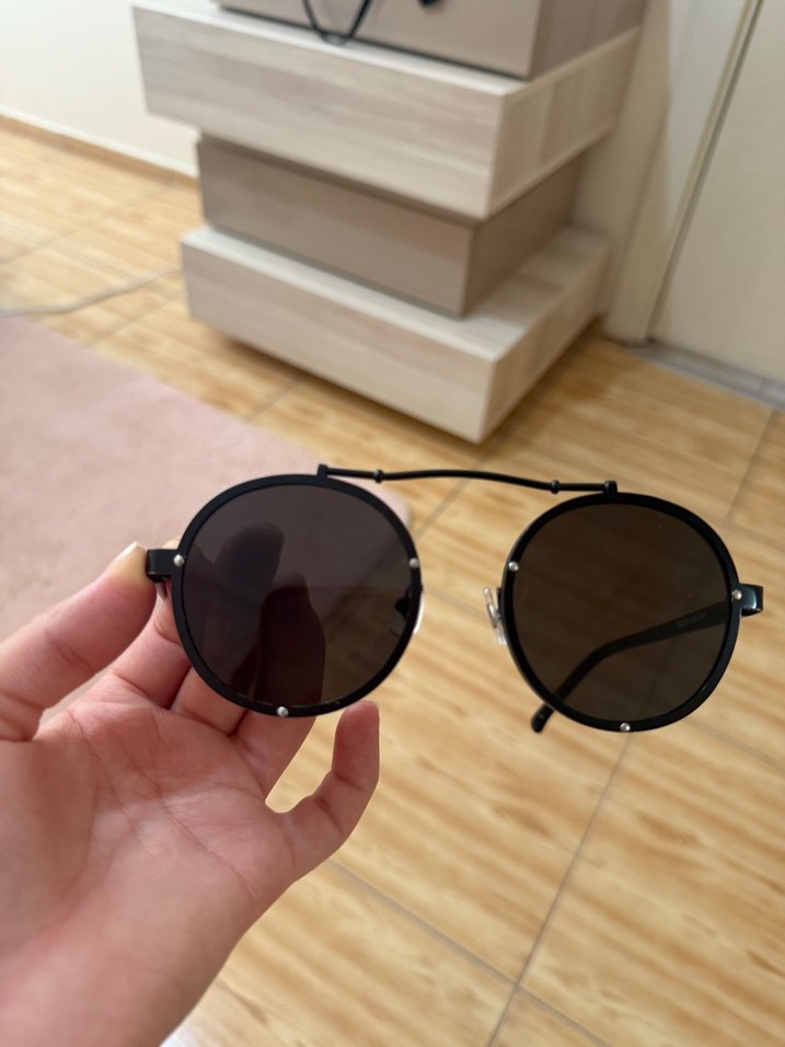 Transparan Minimalist Kadın Gözlüğü - Görsel 2