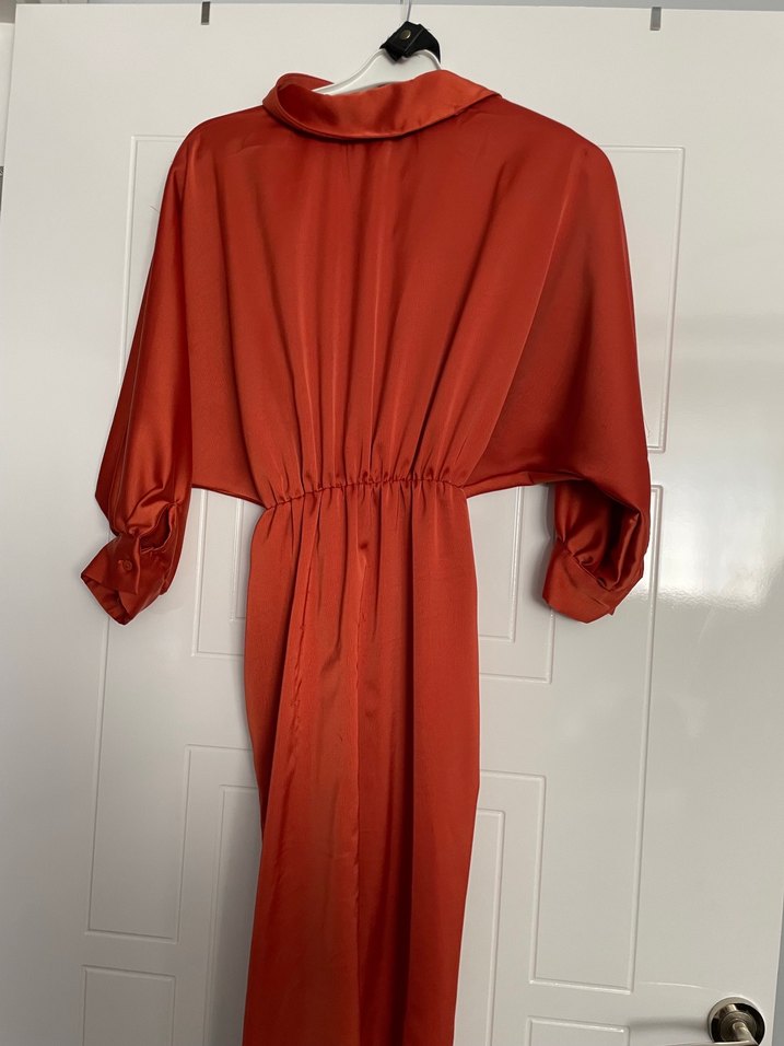 Kemerli Kırmızı Parlak Uzun Kadın Elbise - Görsel 3