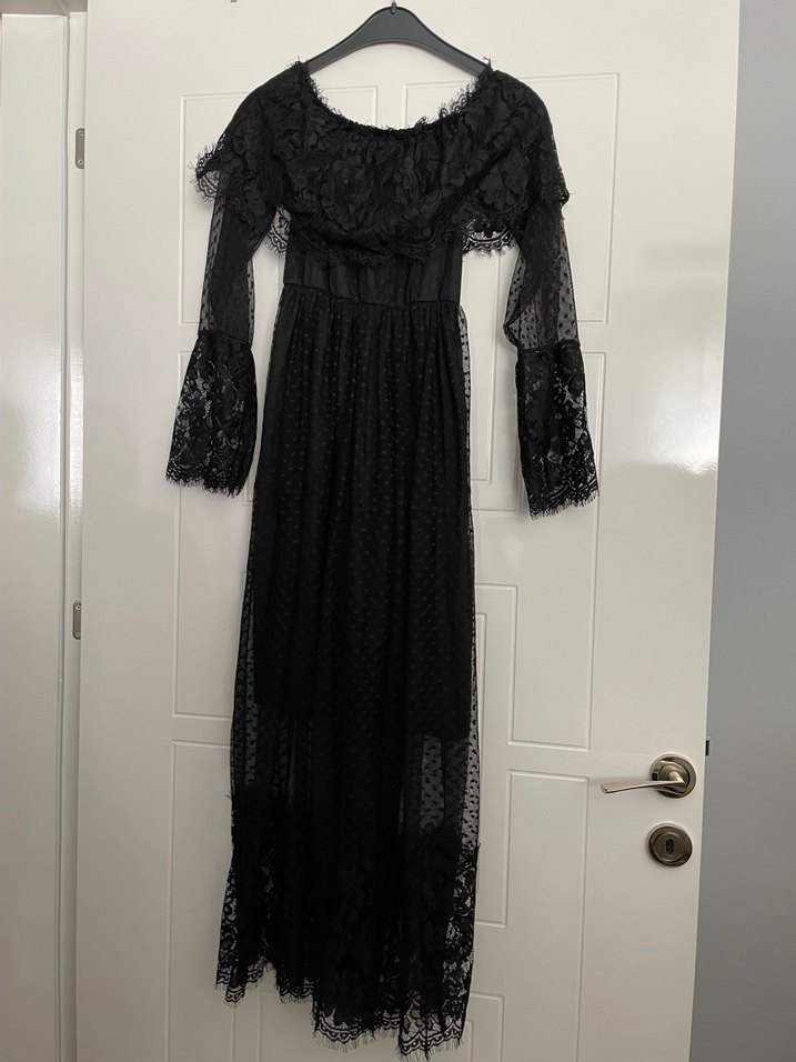 Dantel Detaylı Siyah Uzun Straplez Elbise - Görsel 2