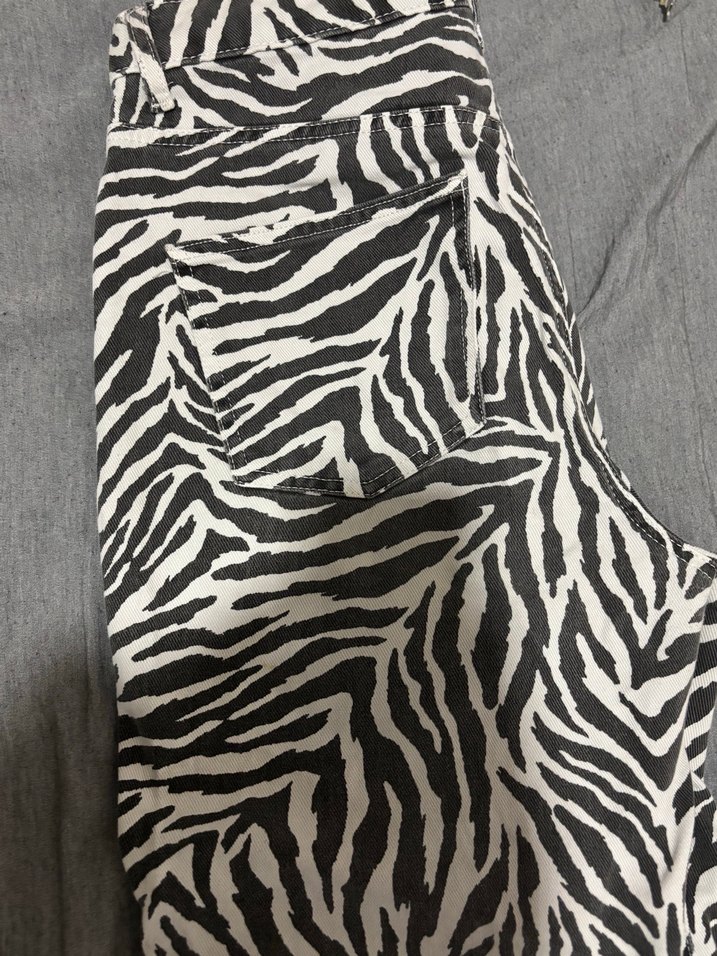 Zebra Desenli Pantolon açıklamayı okuyun lütfen - Görsel 3