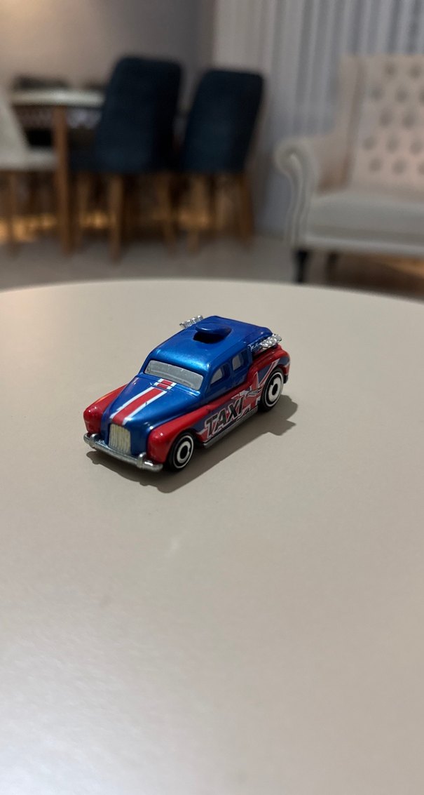 Renkli Mavi Oyuncak Taksi Arabası - Görsel 2