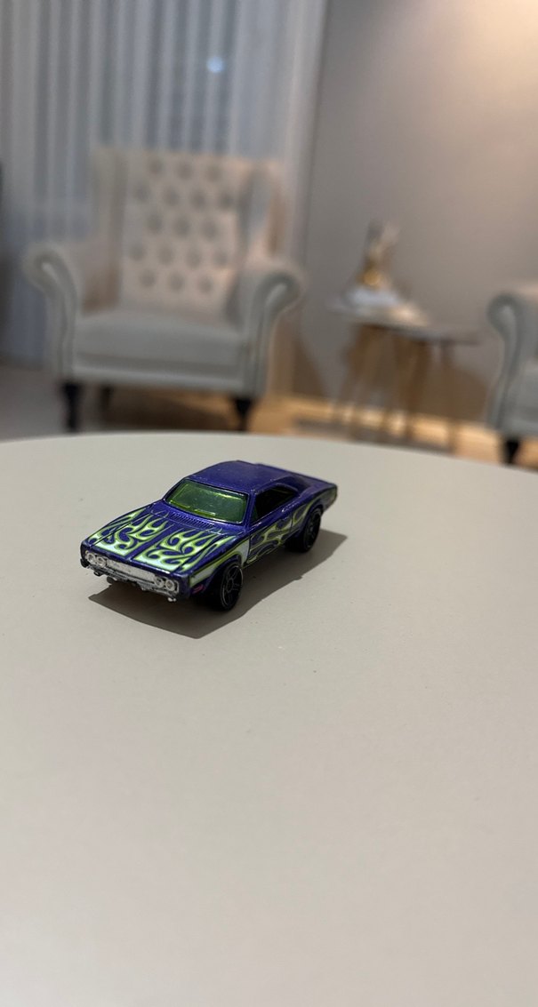 Parlak Mor Oyuncak Araba - Görsel 2