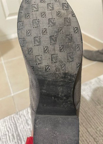 38 Beden Gri Süet Kadın Çizme