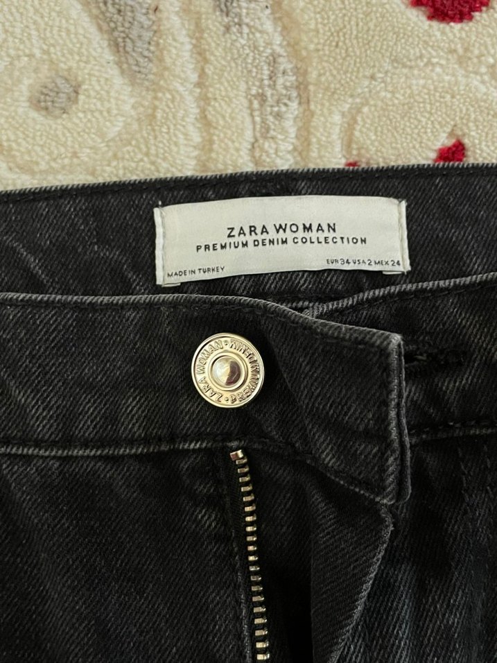 Siyah Düğmeli Kadın Kot Pantolon - Görsel 2