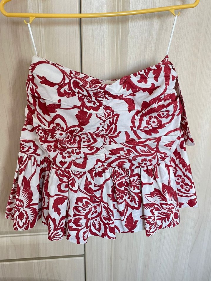 Kırmızı Çiçek Desenli Volanlı Mini Etek ve Crop Takım - Görsel 4