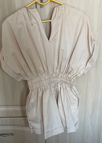 Bej V Yaka Şort Tulum - Görsel 2