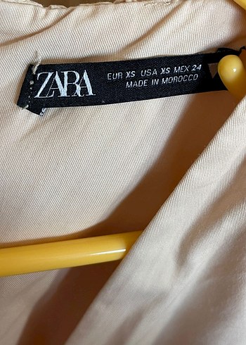 Bej V Yaka Şort Tulum - Görsel 4