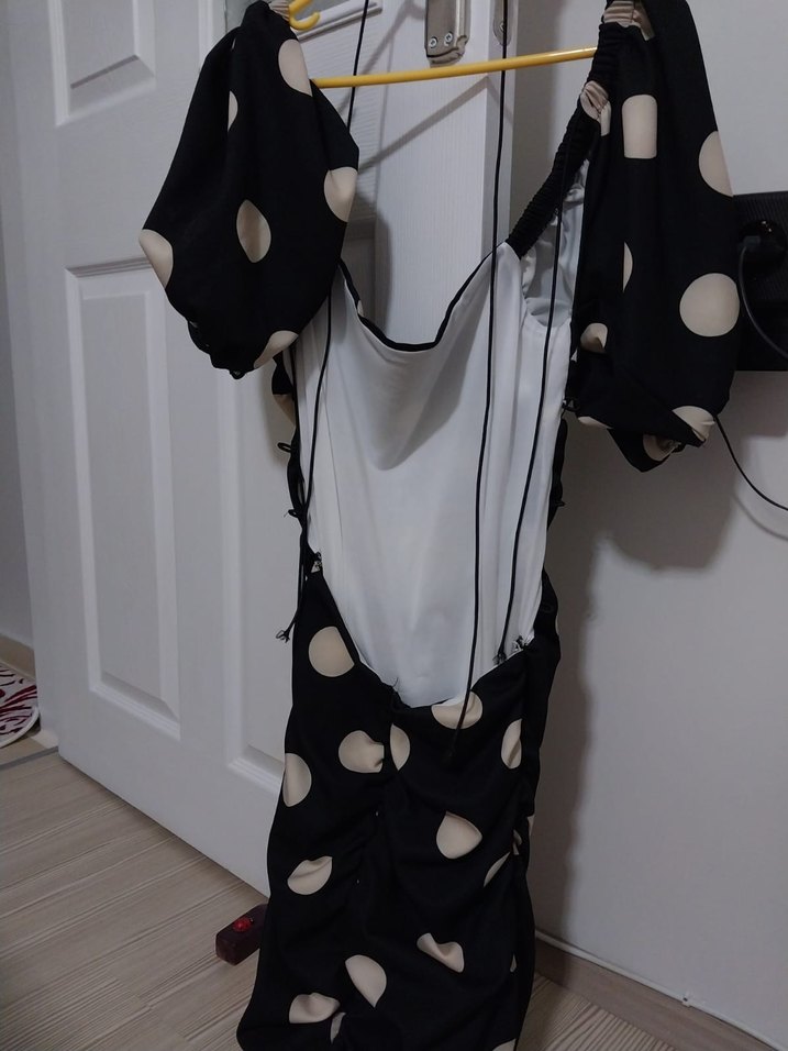 Puantiye Desenli Siyah Mini Elbise - Görsel 2