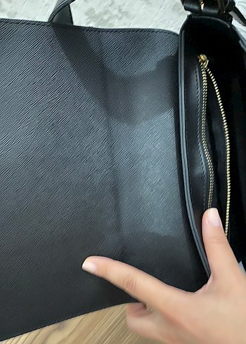  Beden Beymen Siyah Deri Tokalı Kadın Çanta