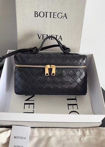 Beden beyaz Renk Bottega İthal çanta