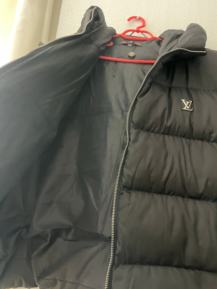 Kadın Siyah Fermuarlı Yüksek Yakalı şişme yelek - Görsel 5