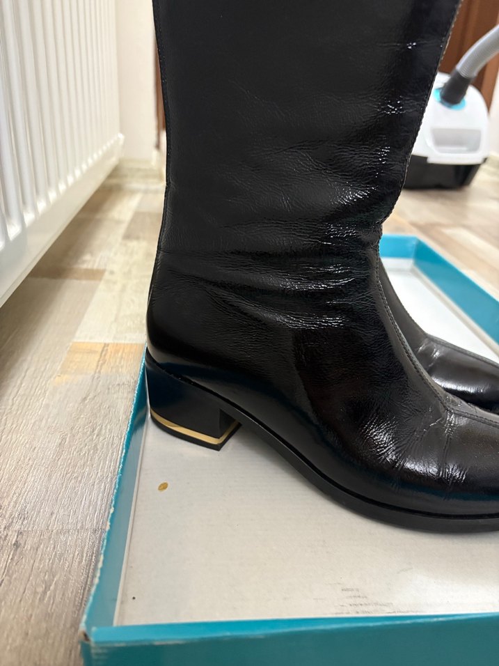 Siyah Rugan Topuklu Diz Boyu Kadın Çizme - Görsel 4