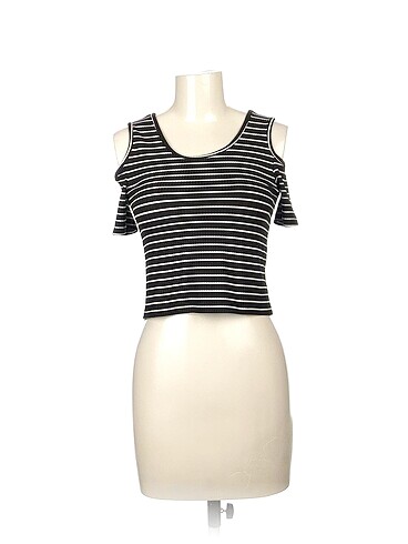 PreLoved T-shirt %70 İndirimli.