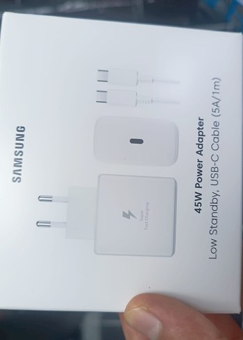 Samsung 45W Hızlı Şarj Adaptörü Beyaz