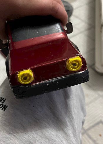 Koyu Kırmızı Oyuncak Araba - Görsel 2