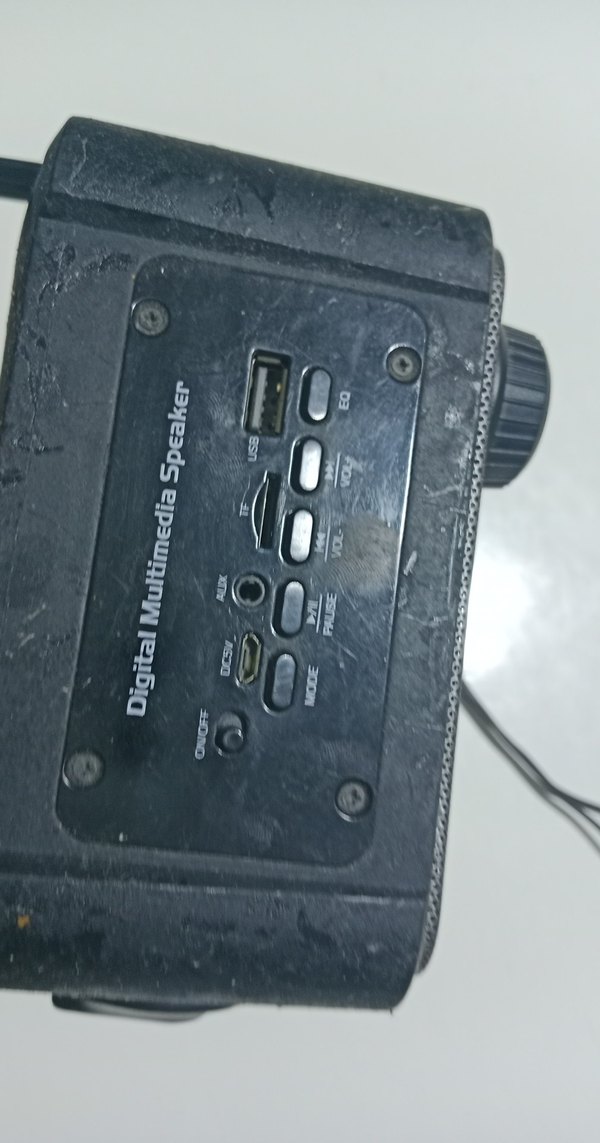 Siyah Bluetooth Hoparlör - Görsel 2