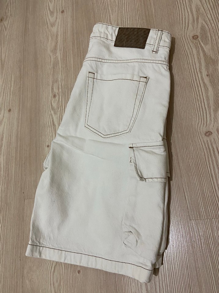 Erkek Beyaz Pamuklu Rahat Kesim şort - Görsel 4