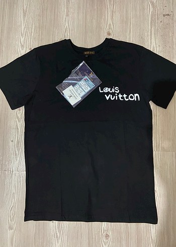 Siyah Oversize Louis Vuitton Baskılı Tişört - Görsel 2