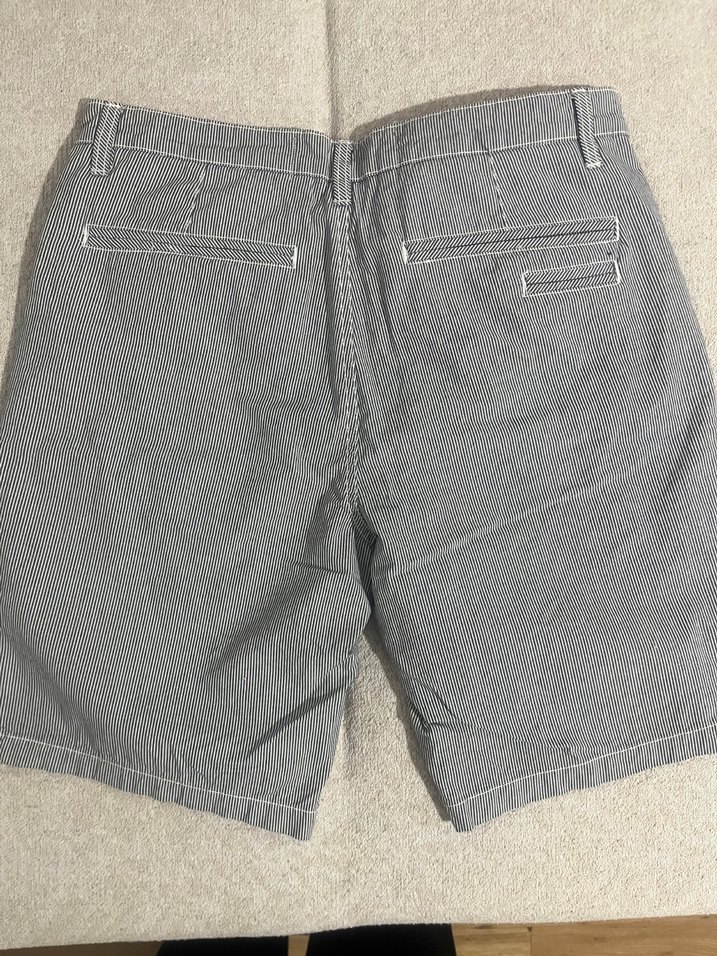 Düğmeli Gri Erkek Denim Şort - Görsel 3