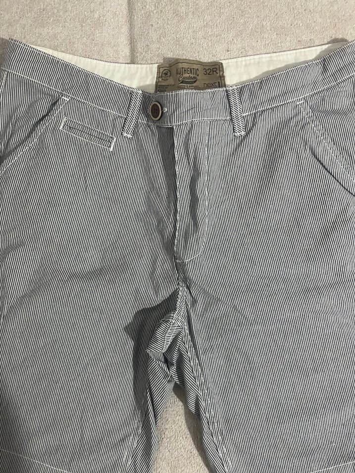 Düğmeli Gri Erkek Denim Şort - Görsel 2