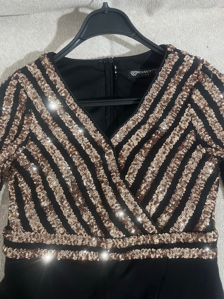 Uzun Kollu, V Yaka Siyah Abiye Elbise - Görsel 5