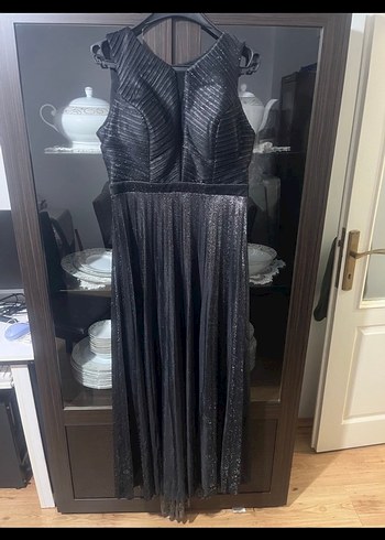 Uzun Pilili Siyah Gotik Abiye Elbise - Görsel 3