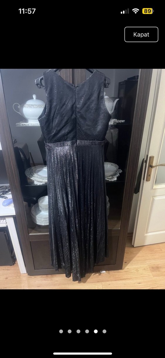 Uzun Pilili Siyah Gotik Abiye Elbise - Görsel 4