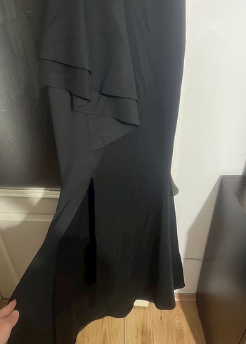 Uzun Siyah Drapeli Gotik Abiye Elbise - Görsel 4