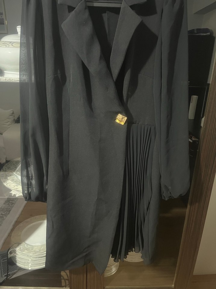 Siyah Elbise - Görsel 4