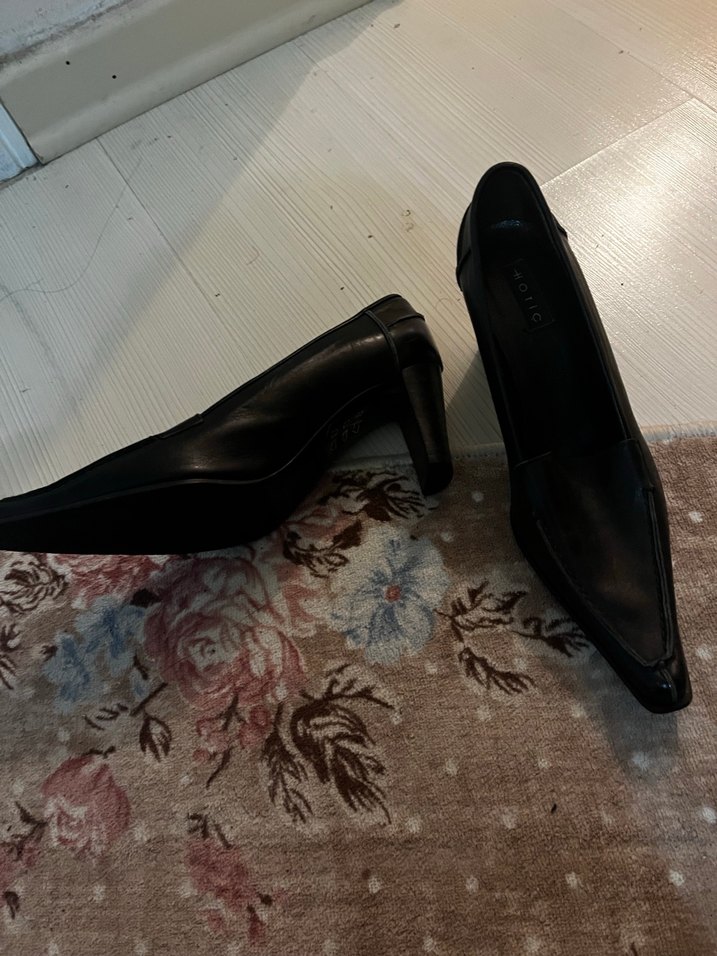 Hotiç marka Tokalı Siyah Stiletto Kadın Klasik Ayakkabı - Görsel 2