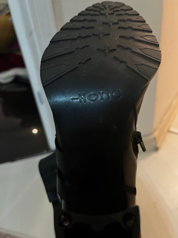 Hotiç marka sıfır sıyah topuklu bot - Görsel 4