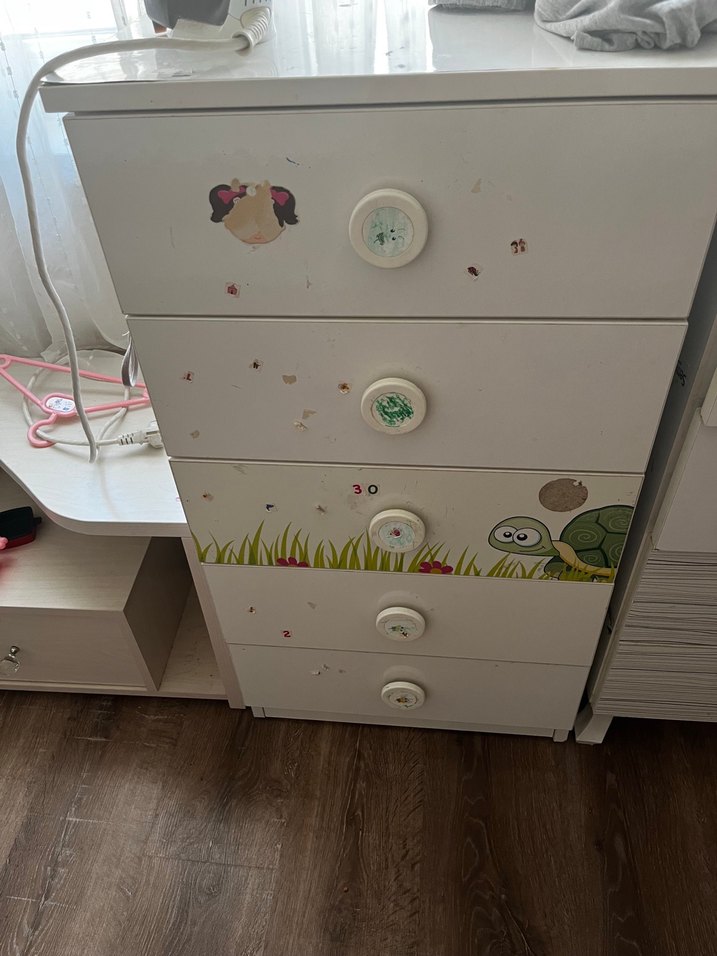 Aynalı çekmeceli raflı - Görsel 3