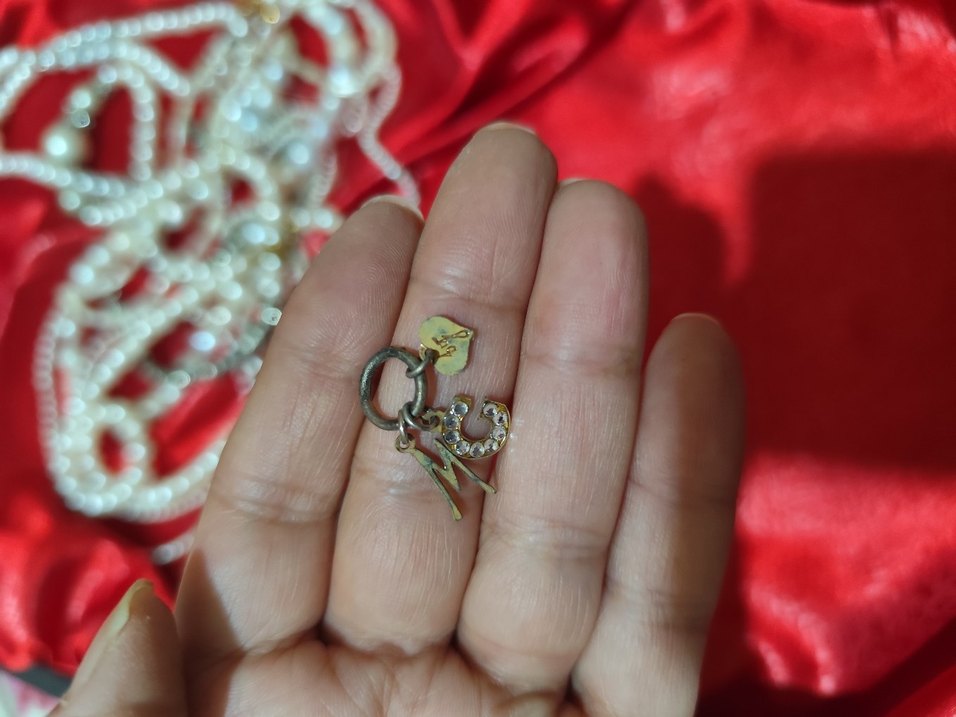 Altın Kaplamalı Kadın Charm - Görsel 2