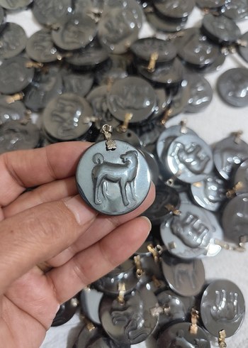 vintage kurt ve Fil Figürlü Kadın Kolye Ucu - Görsel 2