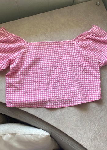 Pötikareli pembe omzu açık üst