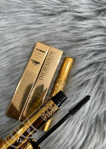 DiorShow Altın Maskara