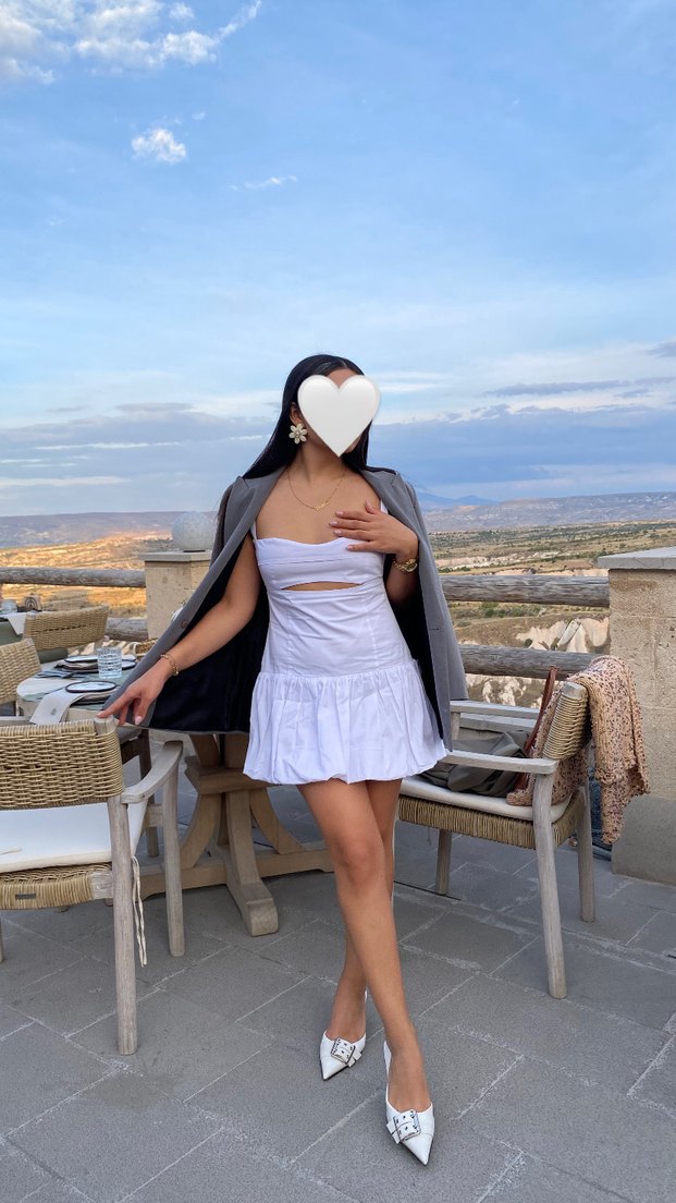 Beyaz Elbise - Görsel 2