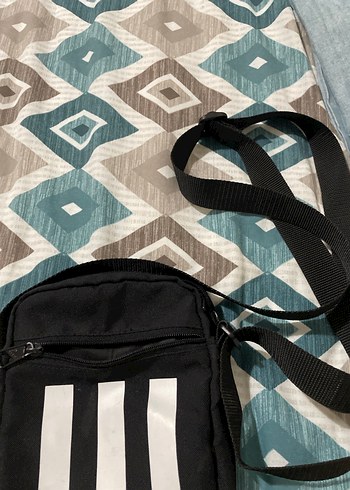 Adidas orjinal Siyah Omuz Çantası - Görsel 4