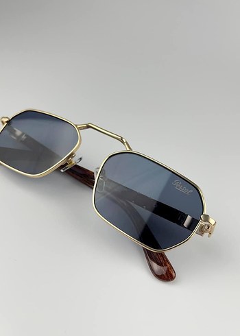 Persol Koyu Gri Erkek Klasik Rock Güneş Gözlüğü