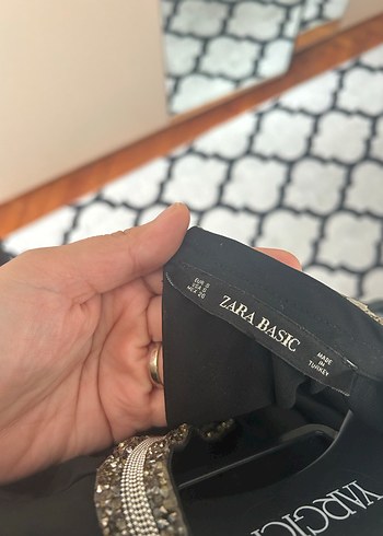 Zara  Drapeli V Yaka Kolsuz Bluz - Görsel 3