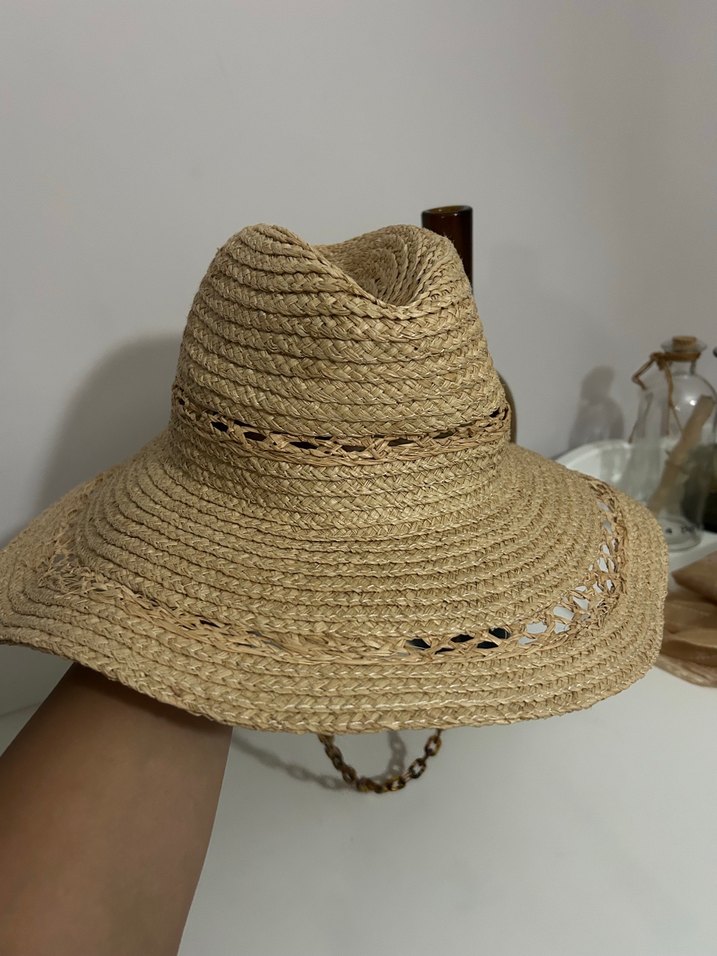 Yargıcı Zincir Detaylı Hasır Şapka - Görsel 5