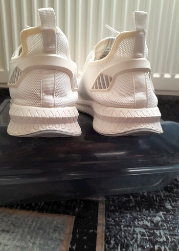 Beyaz Bağcıklı Spor Sneakers - Görsel 5