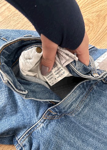 Mavi Kadın Midi Boy Rahat Kesim Kot Pantolon - Görsel 5