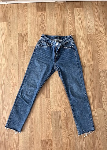 Mavi Kadın Midi Boy Rahat Kesim Kot Pantolon - Görsel 7