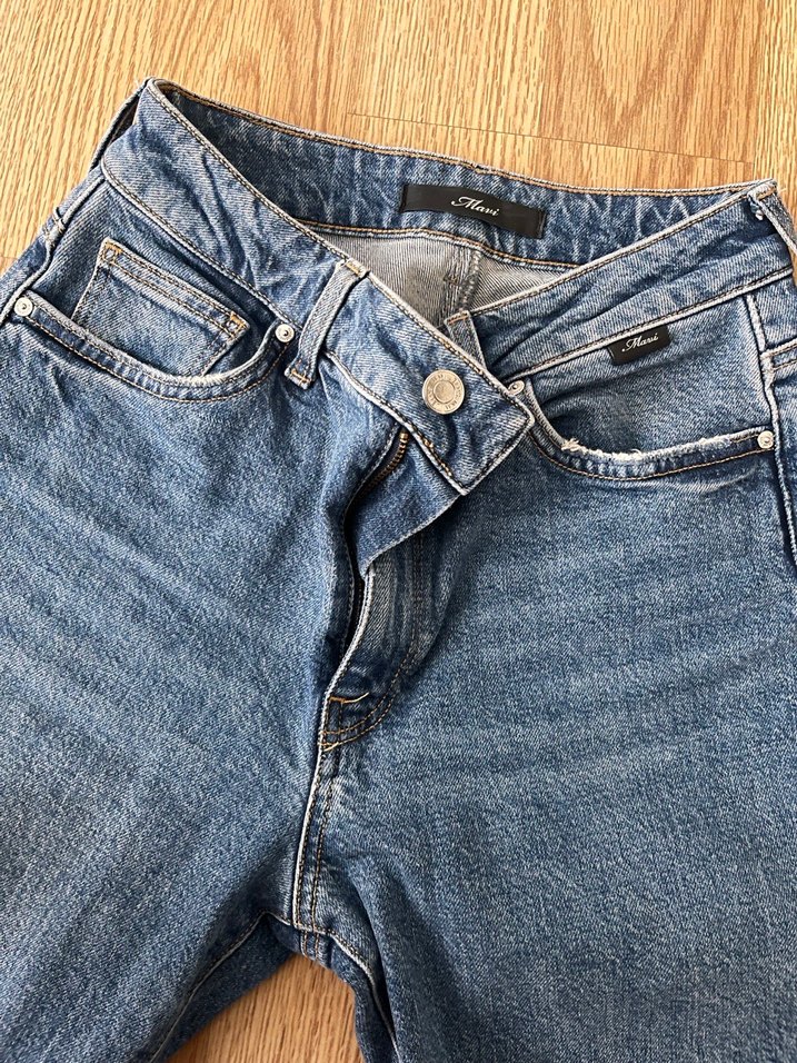 Mavi Kadın Midi Boy Rahat Kesim Kot Pantolon - Görsel 4