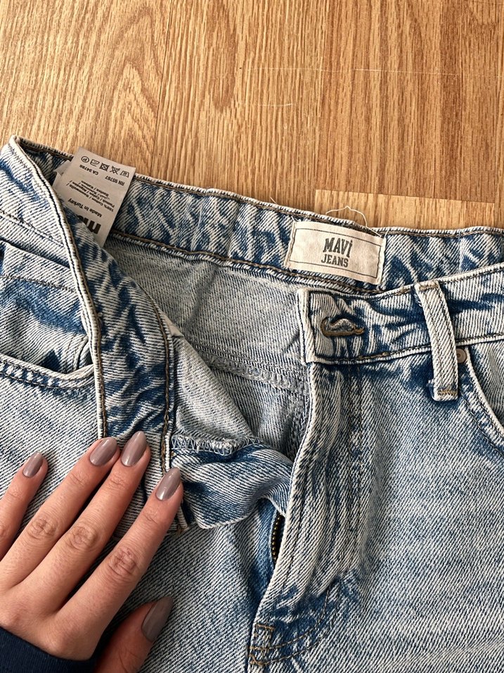 Gri Bol Kesim Kadın Kot Pantolon - Görsel 2