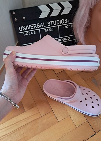 Crocs Pearly Pink| Wild Orchid (38-39)