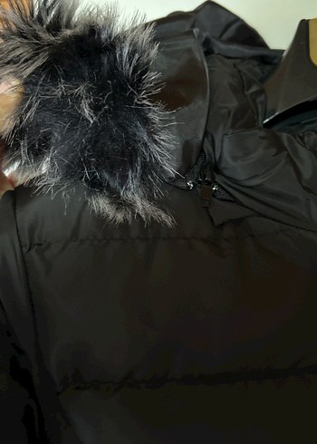 Siyah Kürklü Kadın Kışlık Mont - Görsel 4