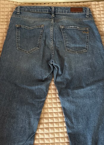 Mavi Bol Kesim Yırtık Denim Kadın Pantolon - Görsel 3