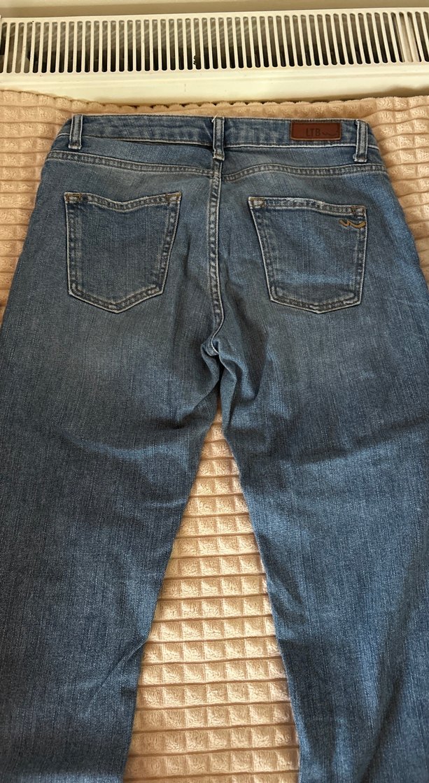 Mavi Bol Kesim Yırtık Denim Kadın Pantolon - Görsel 3